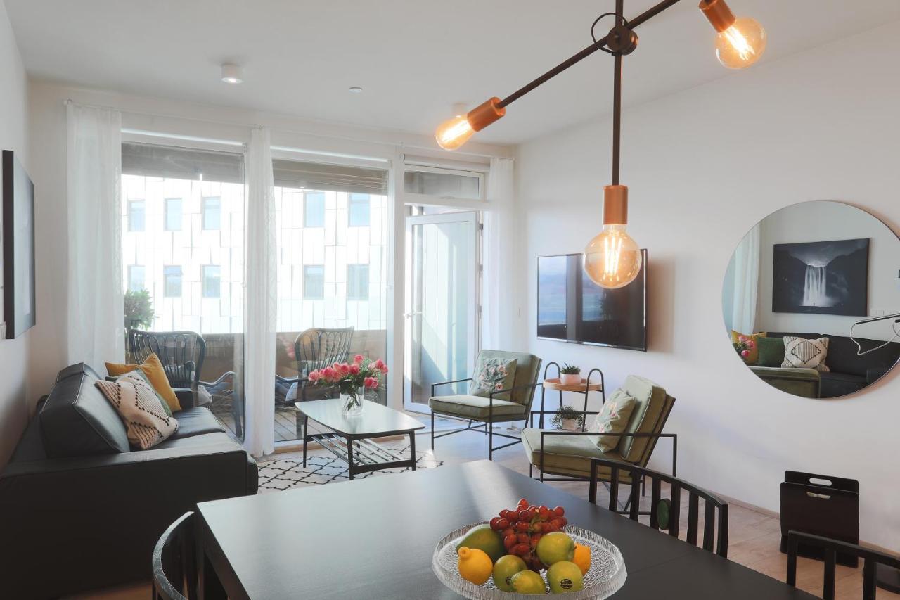 רייקיאוויק Salka Suites Luxury Apartment 2Br, 2 Bathrooms מראה חיצוני תמונה