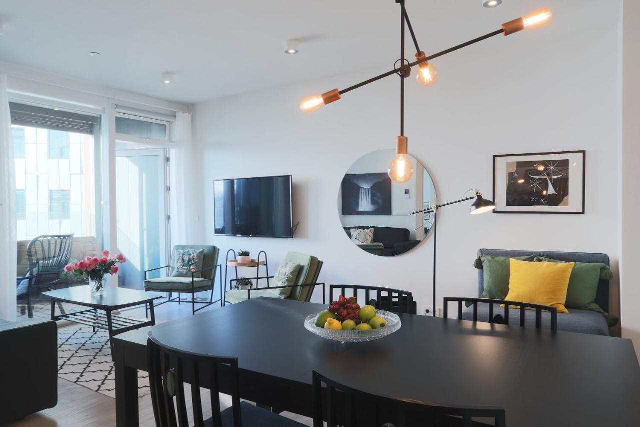 רייקיאוויק Salka Suites Luxury Apartment 2Br, 2 Bathrooms מראה חיצוני תמונה